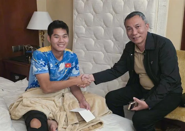 Chọn 'Đăng ký' và điền thông tin